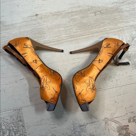 Rare Iron Fist Orange Zombie Lily Heels Size 8 - Picture 6 of 11